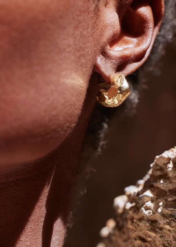 Boucles d’oreilles Eroz Edition plaquées or 24 carats