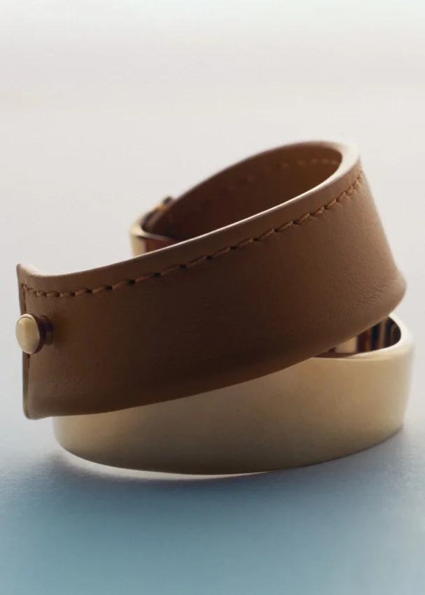 Bracelet Ormé, édition plaquée or avec cuir camel