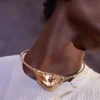 Collier Eroz, édition plaquée or 24 carats