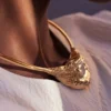Collier Eroz, édition plaquée or 24 carats