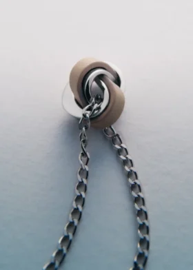 Collier Ormé Édition Argent rhodié avec cuir taupe