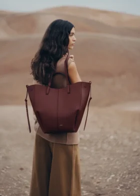 Cyme Tote Édition Cerise noire texturée