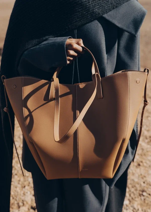 Cyme Tote Edition Textured Camel
