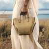 Cyme Tote Nano Édition olive fumé texturé