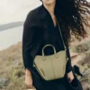 Cyme Tote Nano Édition Tilleul texturé