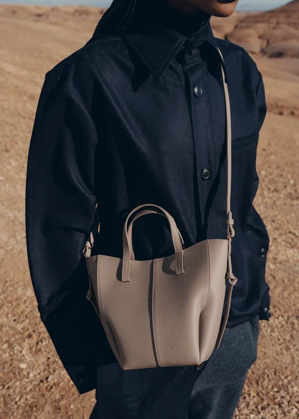 Cyme Tote Nano Edition Taupe texturé