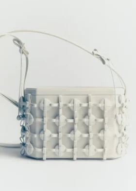 Édition « Button Bow Box » en porcelaine