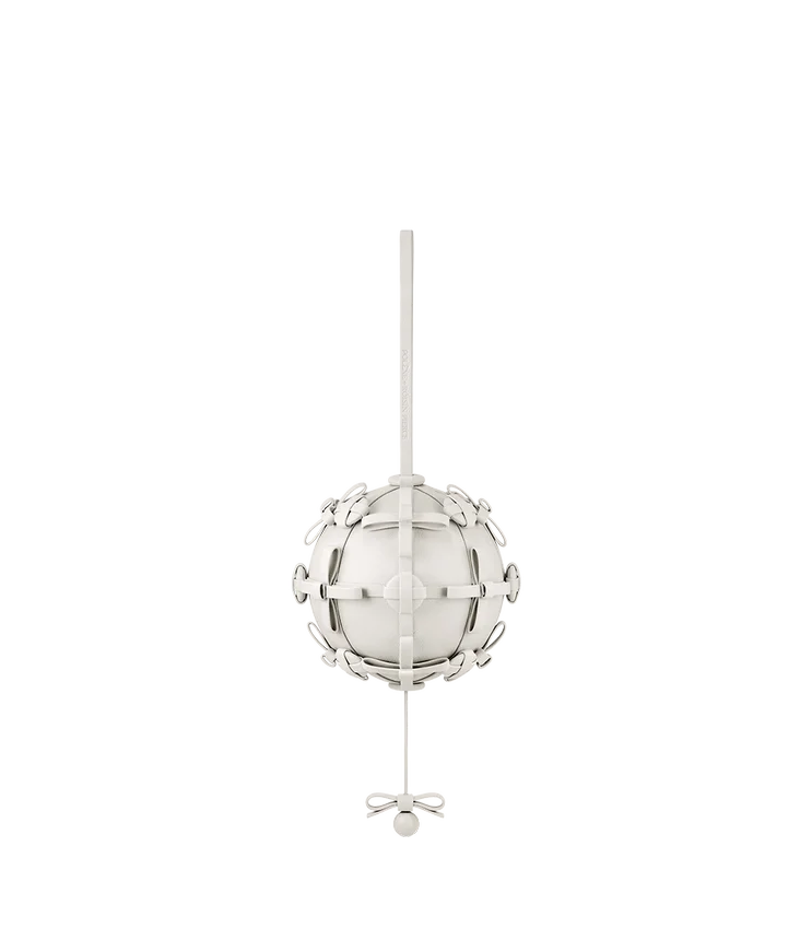 Édition « Button Bow Sphere » Porcelain