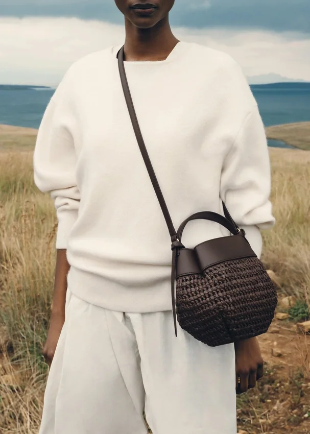 Édition Tsubi Raffia Ebony