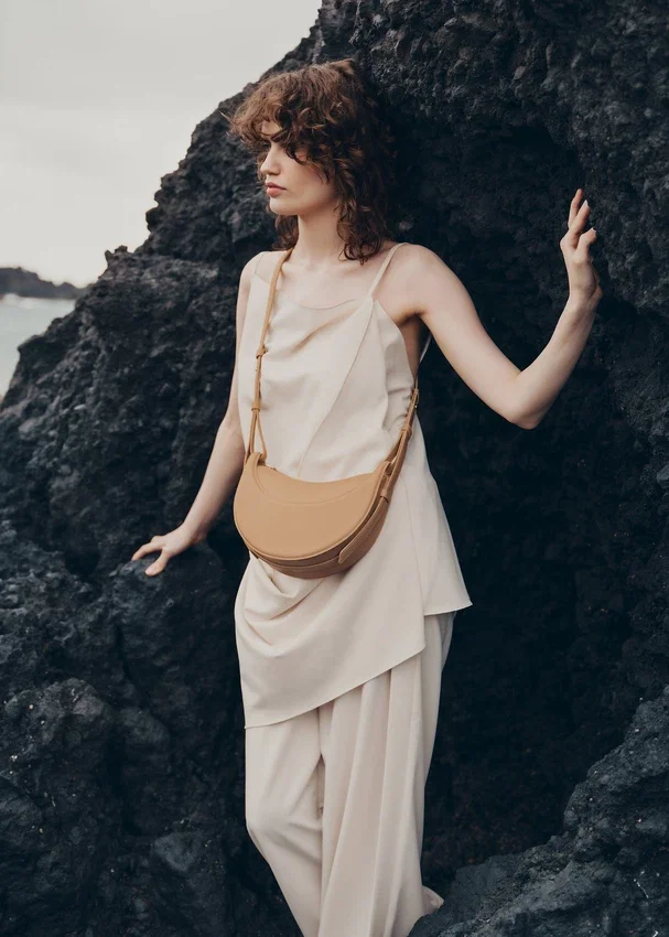 Numéro Dix Édition Beige Lisse