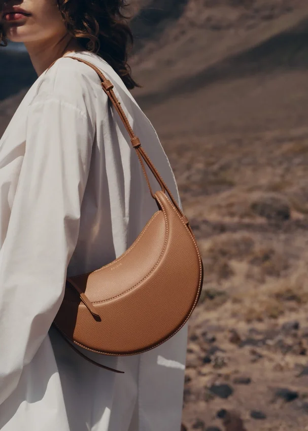 Numéro Dix Édition Camel texturé