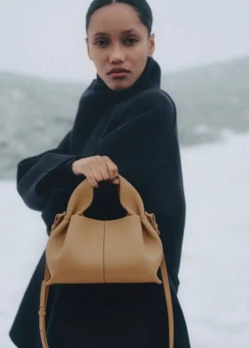 Numéro Neuf Mini Édition Ocre texturé