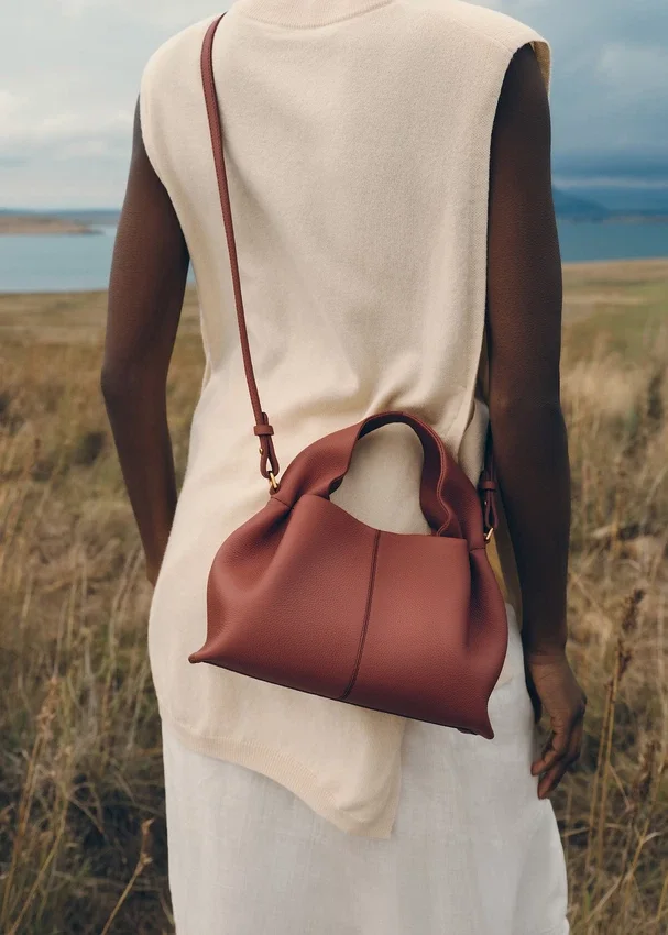 Numéro Neuf Mini Édition Terracotta texturée