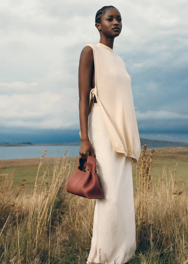 Numéro Neuf Mini Édition Terracotta texturée
