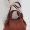 Numéro Neuf Mini Edition, argile rouge texturée