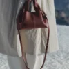 Numéro Neuf Mini Edition, cerise noire texturée