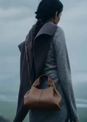 Numéro Neuf Mini, racine texturée