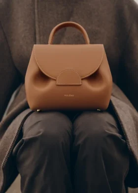 Numéro Un Nano Édition Lisse Camel