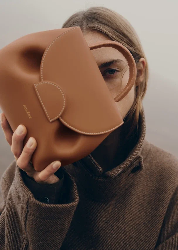 Numéro Un Nano Édition Lisse Camel